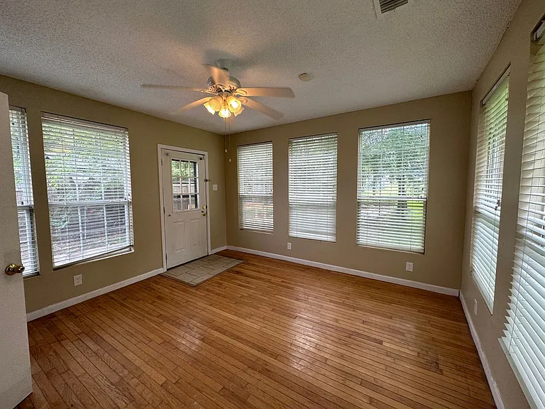 3339 S Perry St — Photo 12