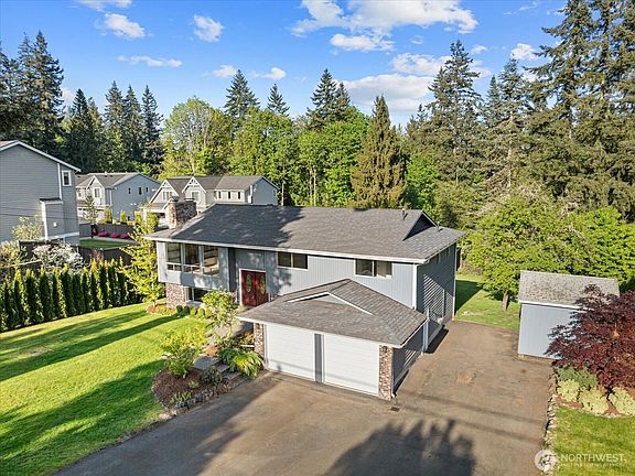 3rd image of 23521 3rd Avenue SE