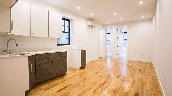 Rented by Nooklyn NYC LLC | media 23