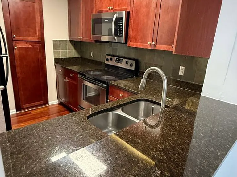 2657 Lenox Rd NE #110 — Photo 7