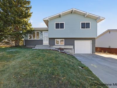 609 Ridgeland St, Cheyenne, WY, 82009