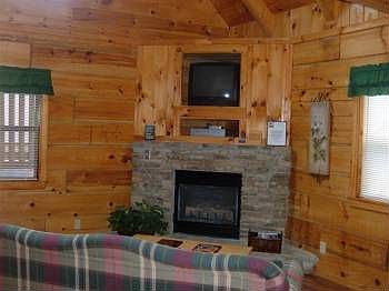 2nd image of 817 Eagle Cove Way