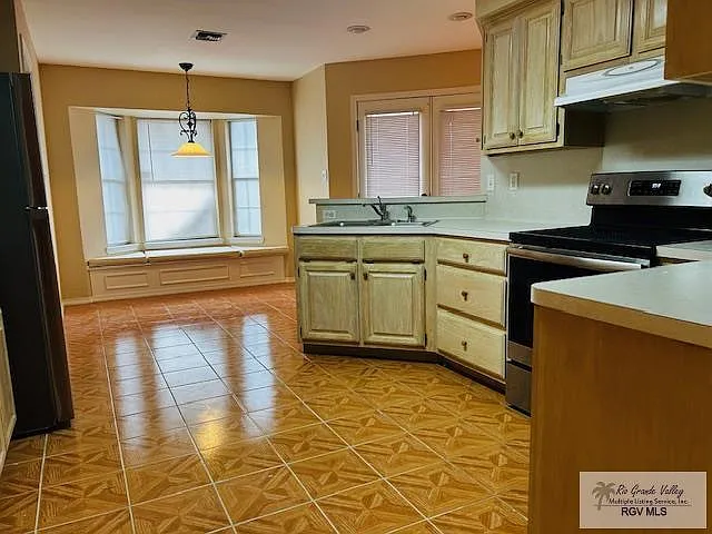 944 Alta Mesa Blvd — Photo 31