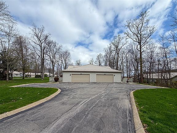 5th image of 11603 Dawn Dr
