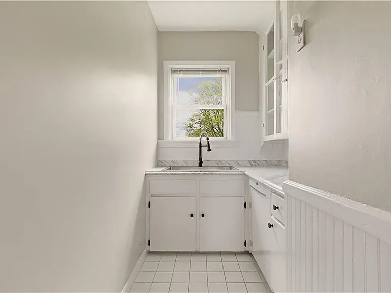 29 Prospect St #3 — Photo 8