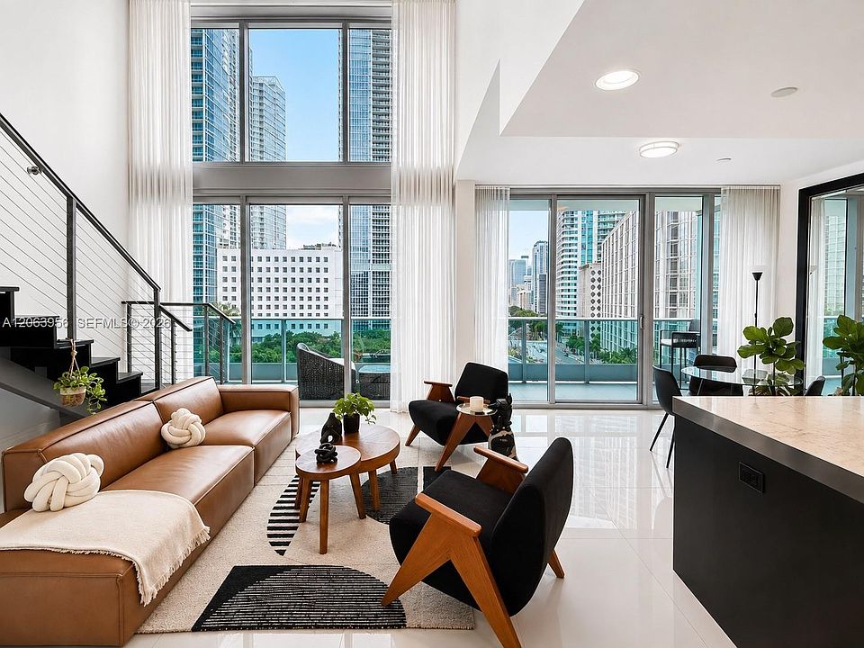 1st image of 200 Biscayne Boulevard Way APT 503