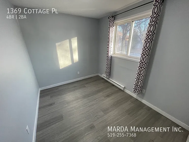 1369 Cottage Pl — Photo 20