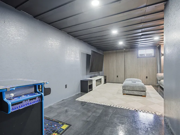 3116 Arbor Dr — Photo 17