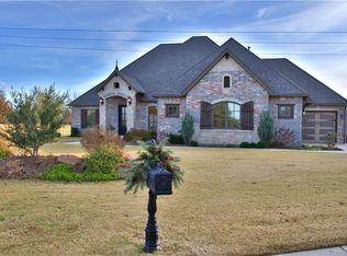 1000 Ascot Cir, Edmond, OK 73034