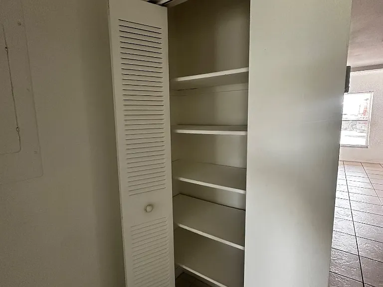 Unit Photo