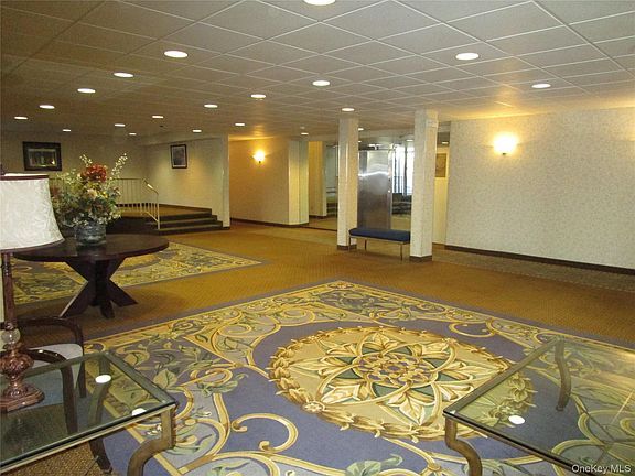3rd image of 40 Daley Place #127