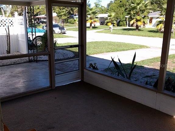 4th image of 954 Osborne Dr