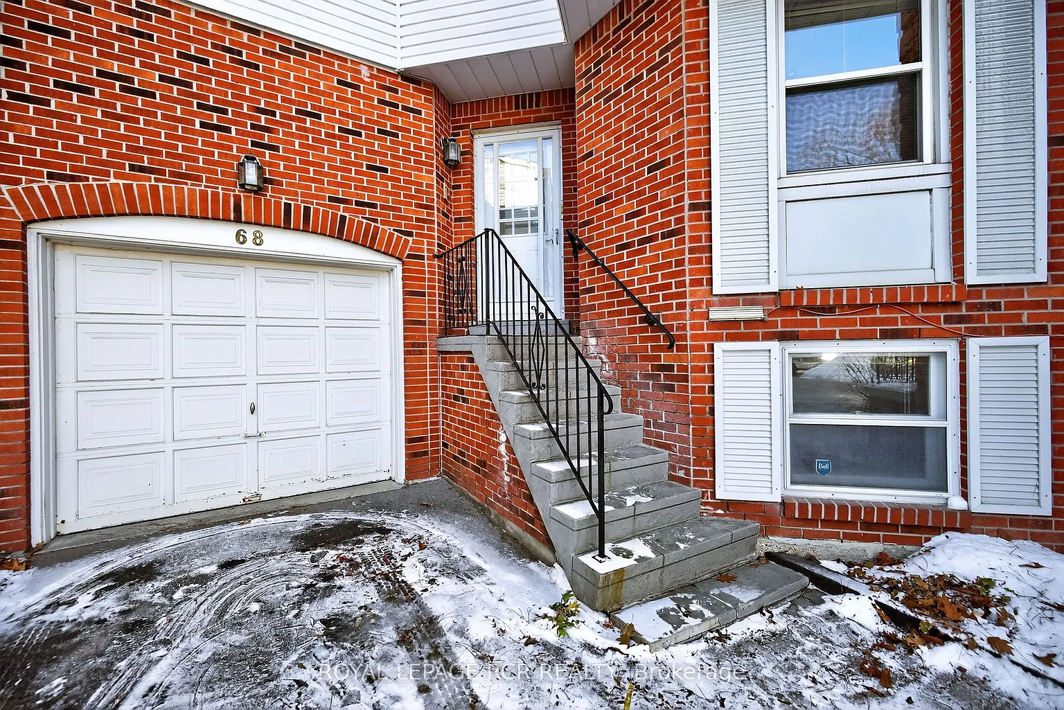 68 Confederation Way #44 photo 1