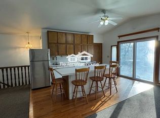 14035 38th Pl N, Plymouth, MN 55447