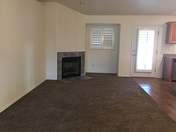 4th image of 5127 W Pebblerock Cir