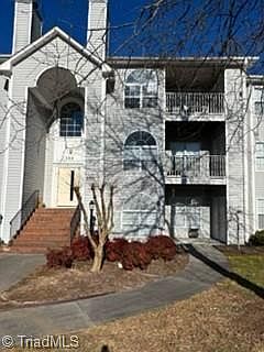 1st image of 221 Quietwood Dr