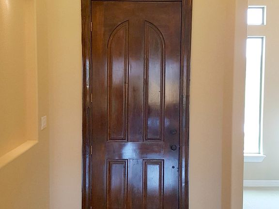 5th image of 1821 Stanford Ave