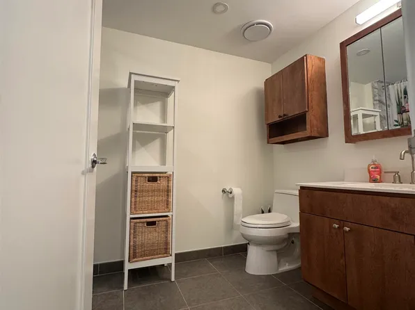 800 Jackson Street image 25 of 36