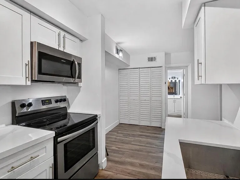 6258 Chasewood Dr #C — Photo 28