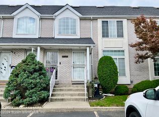 56 Jennifer Pl #B, Staten Island, NY 10314