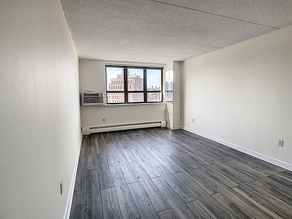 1st image of 300 Cathedral Pkwy #19G