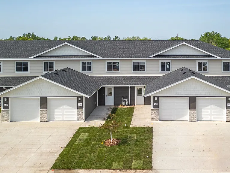Raegan Estates: New Townhomes in Kasson, MN — Photo 24