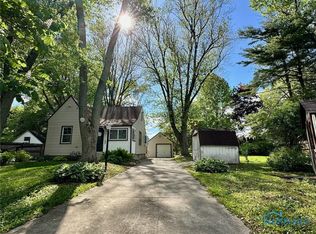 1217 Heidelberg Rd, Toledo, OH 43615