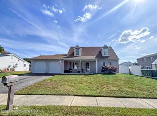 7 Cherry Bend Dr, Howell, NJ 07731