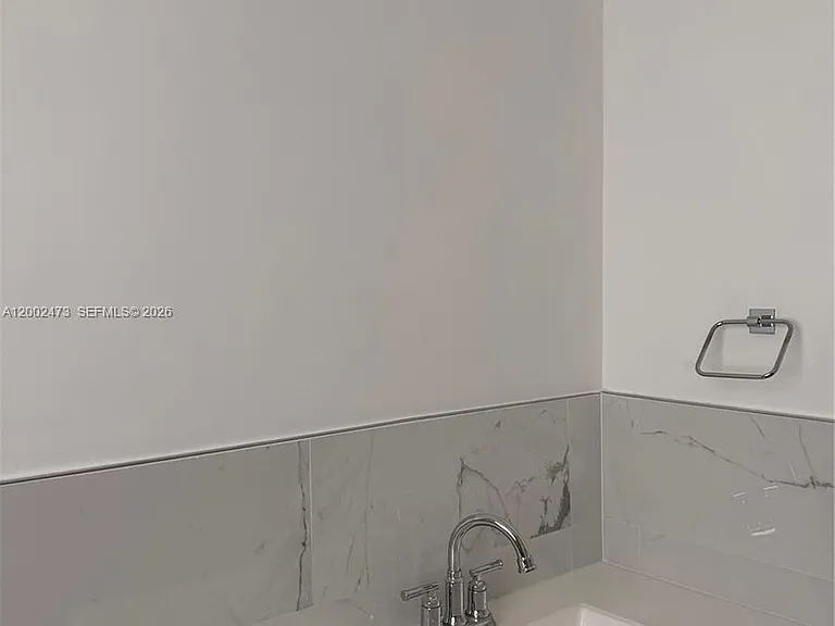 700 Layne Blvd #115 — Photo 6
