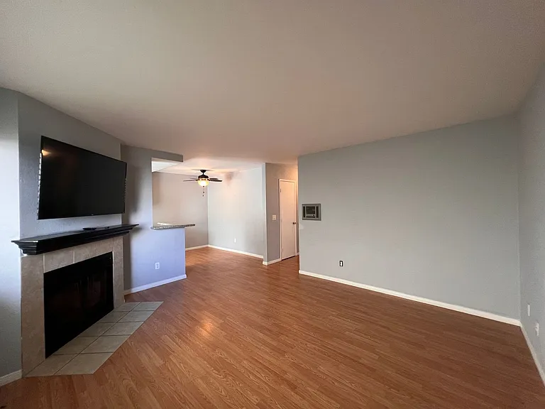 1654 Oliver Ave #5 — Photo 20