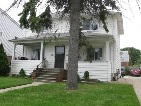 1247 Franklin Rd, Berkley, MI 48072