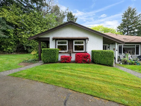 278 Island Hwy #38, View Royal, BC V9B 1G5