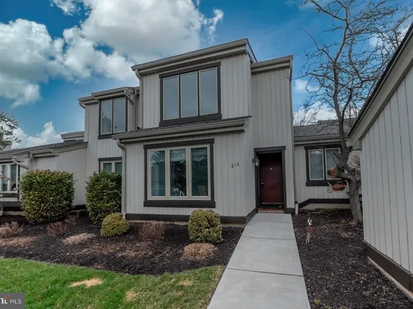 318 Devon Ln #318B, West Chester, PA 19380