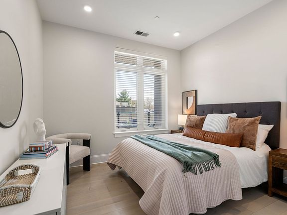 3rd image of 93 Fawcett St #412