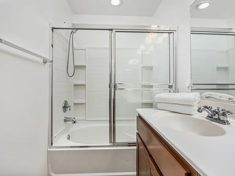 16913 Laurel Hill Ln #133 — Photo 19