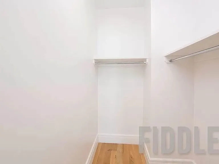 4441 Purves St #1908 — Photo 10