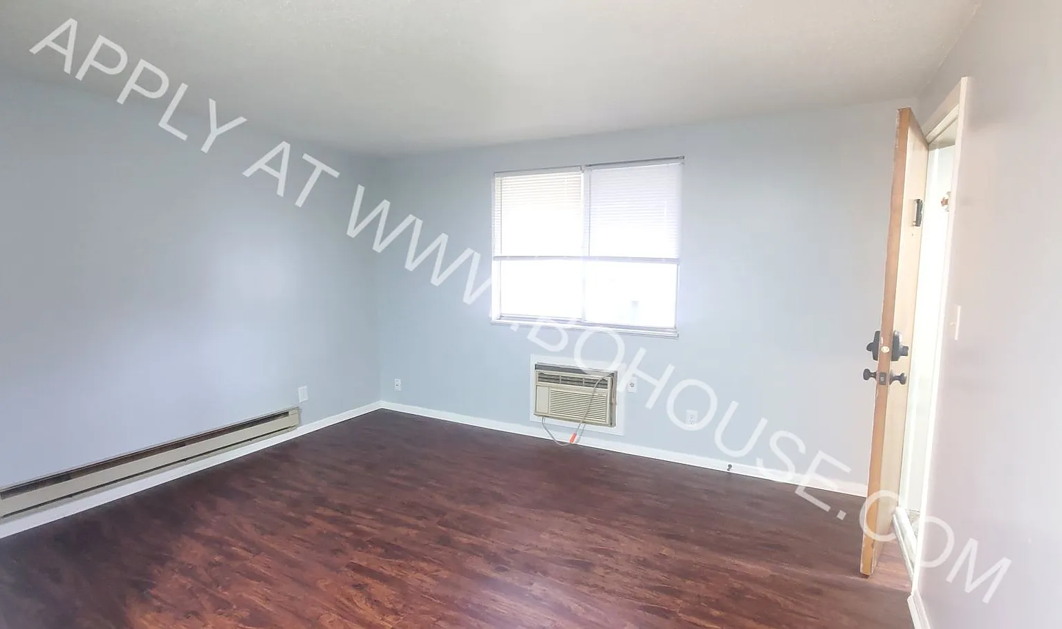 Nemoir Manor Lakeside — Photo 4