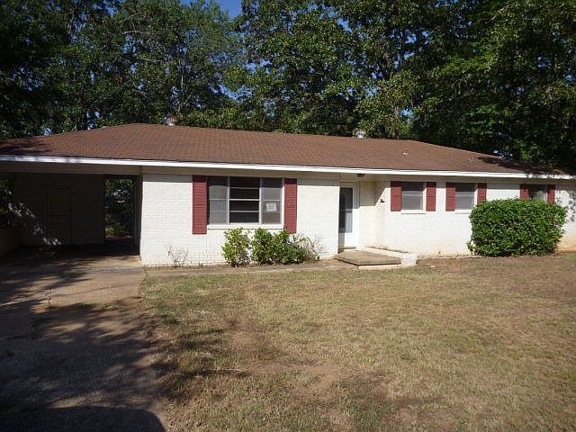 1st image of 126 Hillcrest Dr