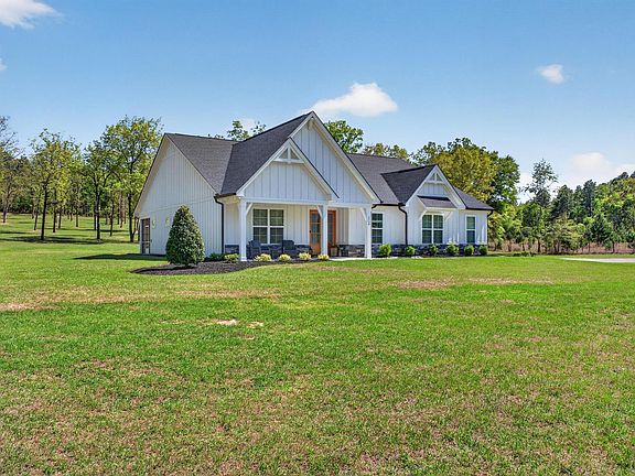 4th image of 1346 Hatchaway Bridge Rd