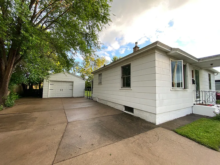 2150 Hyde Ave — Photo 50