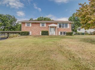 690 Old Airport Rd, Bristol, VA 24201