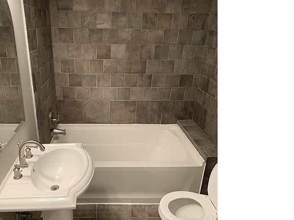 5th image of 8314 Sunnyview Dr