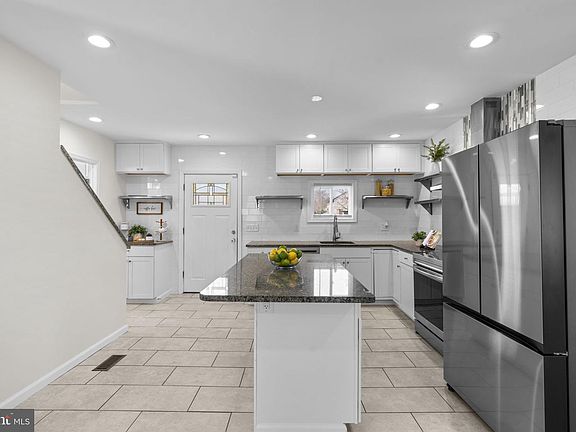 4th image of 8062 Telegraph Rd