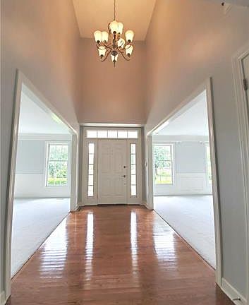 2nd image of 15 Summerhill Dr