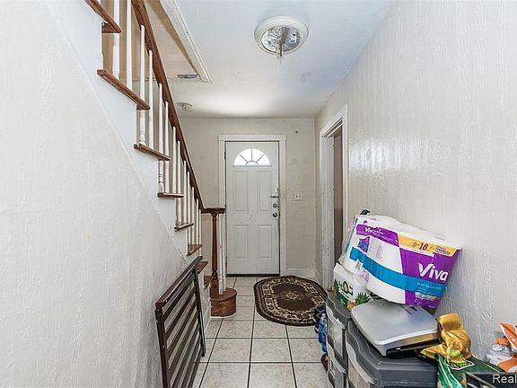 5th image of 4779 Westland St