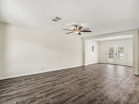 4th image of 3717 Candlecreek Ct