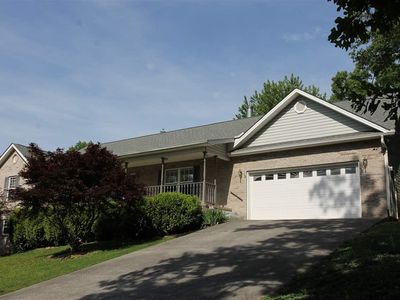 629 Crestview Ct, Seymour, TN, 37865