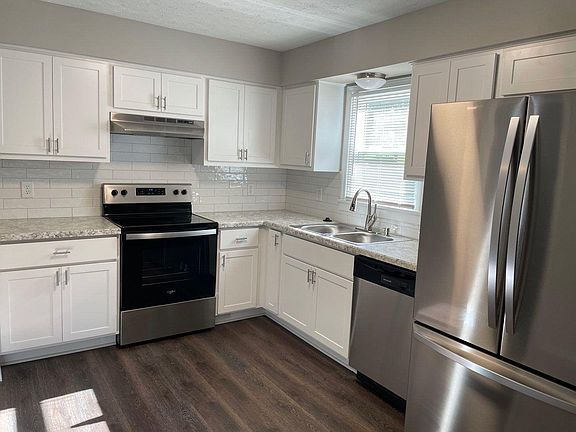 3rd image of 188 Ault St