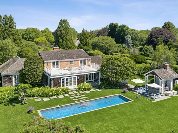 136 Further Ln, East Hampton, NY 11937