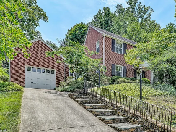 2830 Longview Ave SW, Roanoke, VA 24014